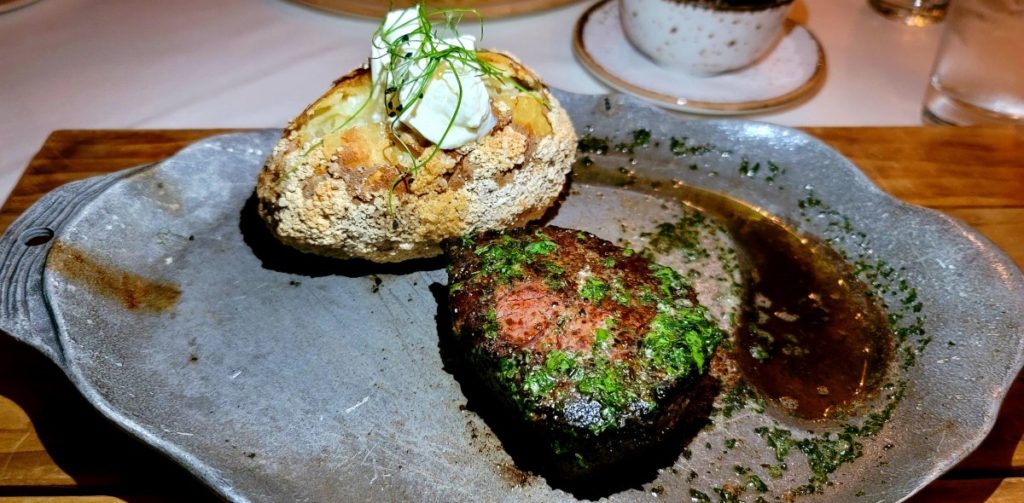 Un filet mignon en el Restaurante Voyagers en Gulf Shores.